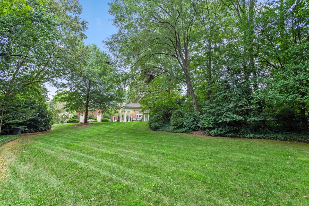 2550 Woodward Way Haynes Manor Buckhead