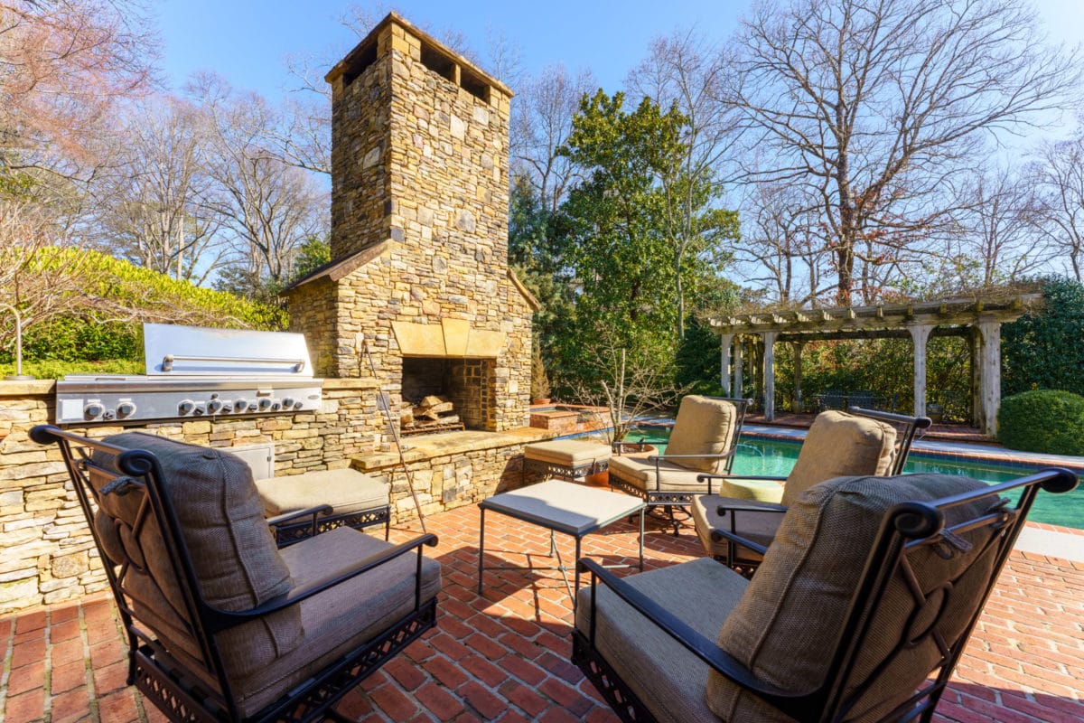 Beautiful Family Home In Tuxedo Park - Buckhead